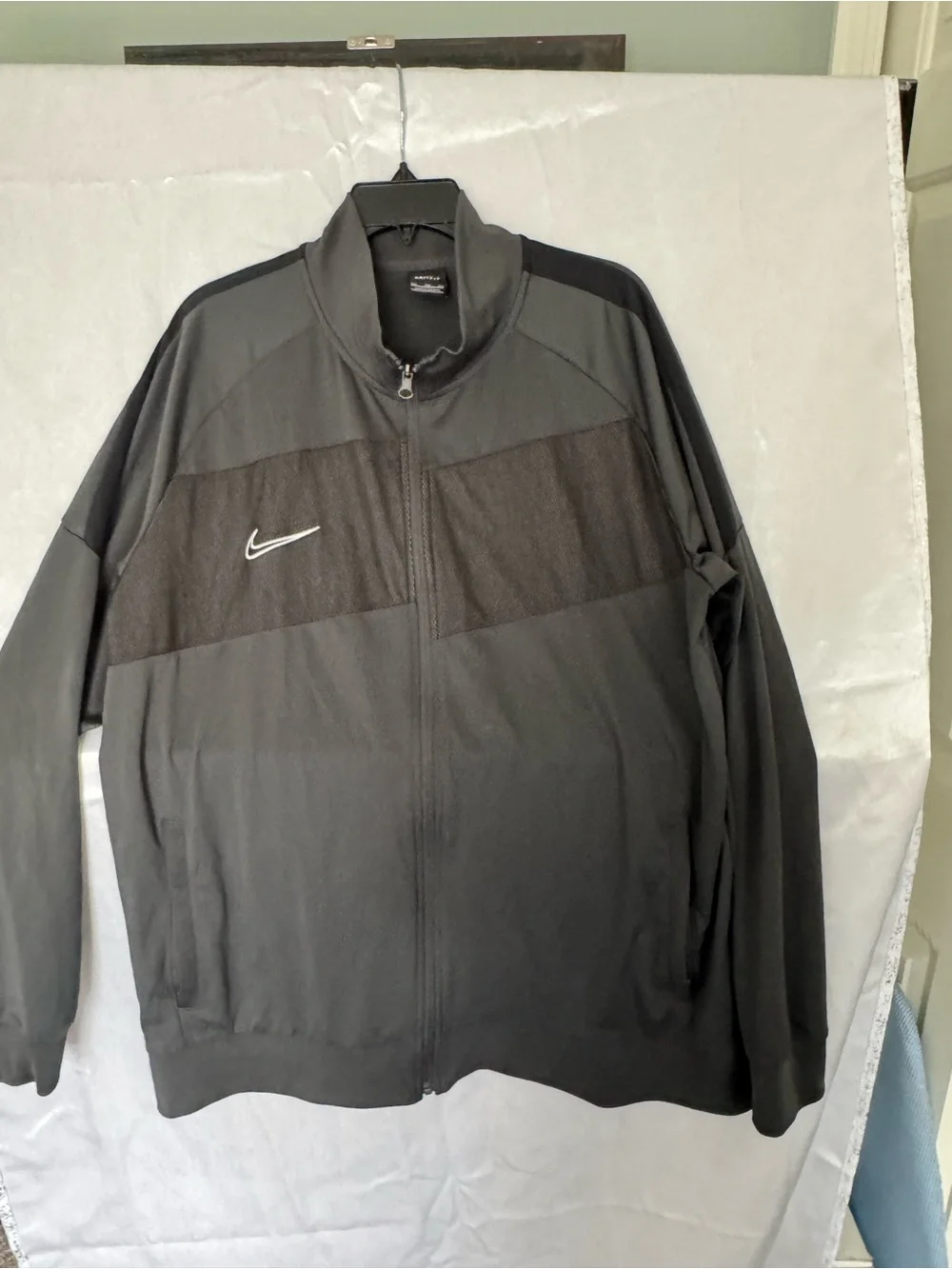 Nike Black Men's Lightweight Zip-Front Jacket